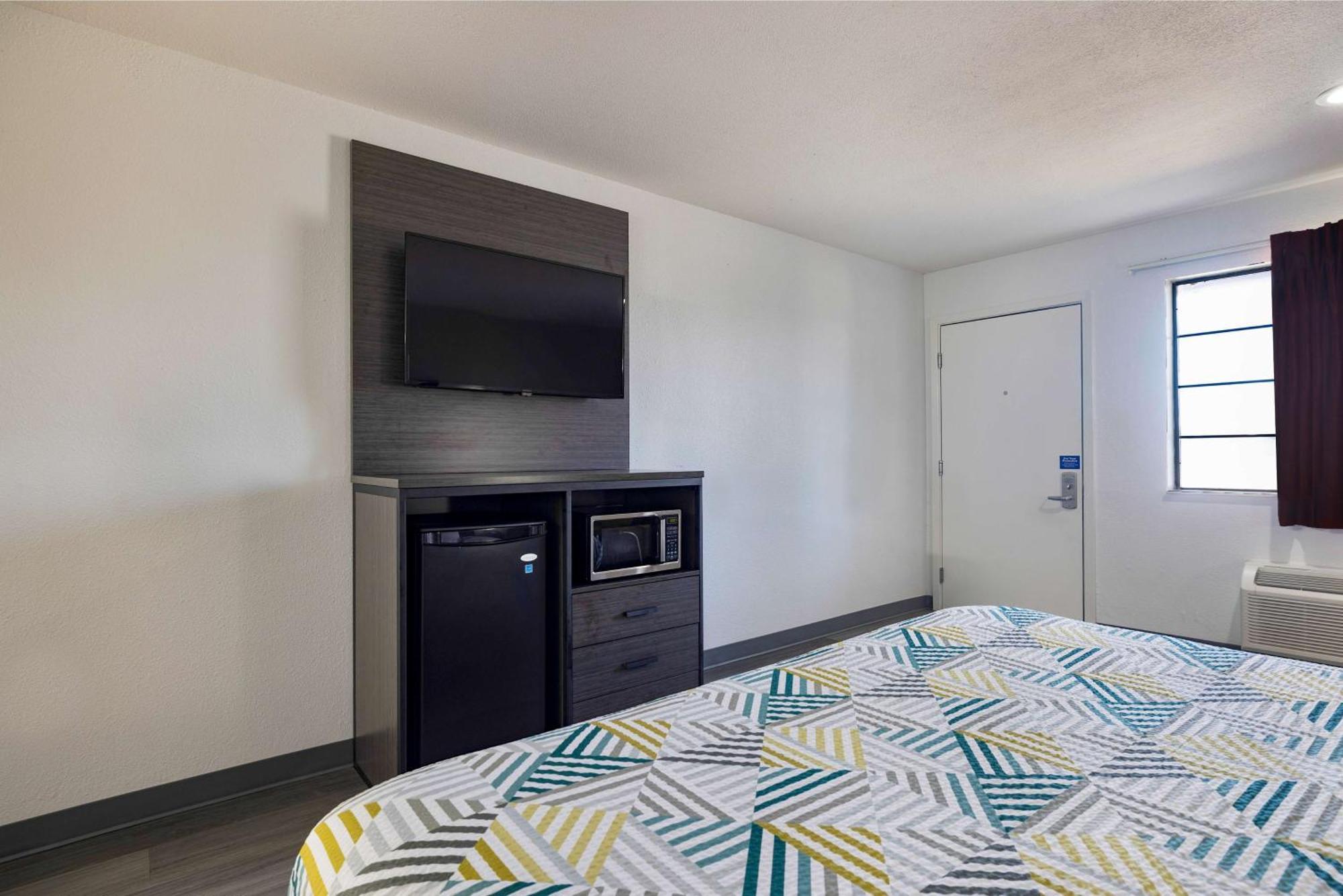 Motel 6 Lake Charles, La Экстерьер фото