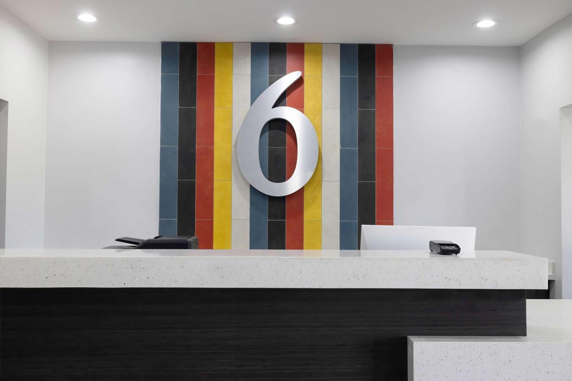 Motel 6 Lake Charles, La Экстерьер фото