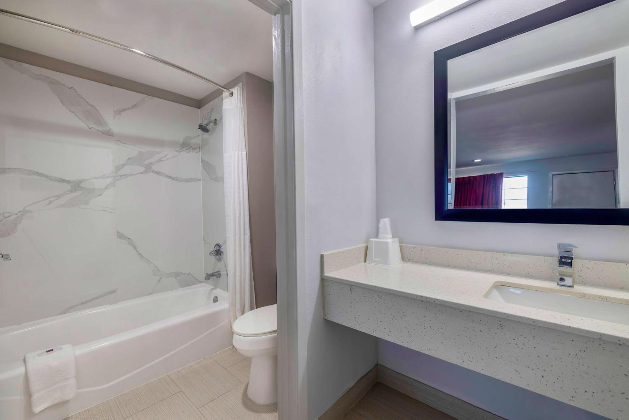 Motel 6 Lake Charles, La Экстерьер фото