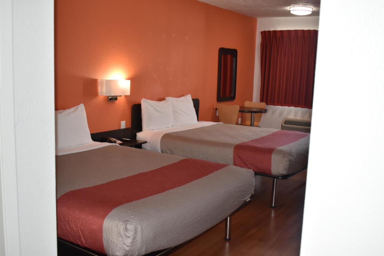 Motel 6 Lake Charles, La Экстерьер фото
