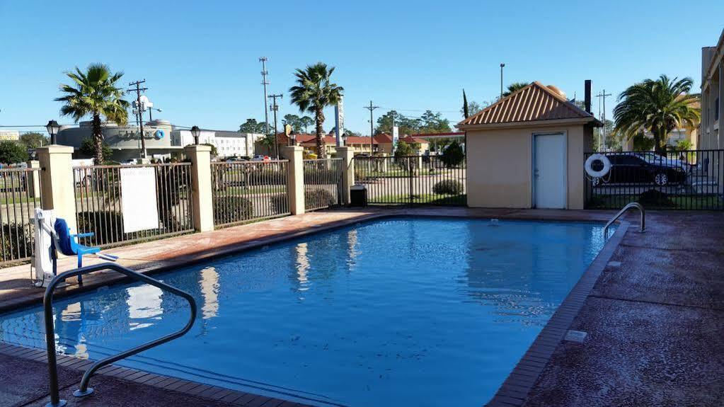 Motel 6 Lake Charles, La Экстерьер фото